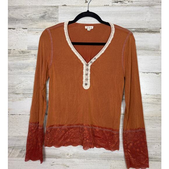 POL Women’s Small Orange Boho Lace Button Long Sleeve Blouse Top Soft New - Picture 1 of 7